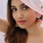 Donal Bisht Instagram - Happy Ganesh Chaturthi to everyone 🌸🫶 . . . . . . . . . . . . . . . . . . . . . . . @vishwasgonsalves @littlepuffsofhappiness @styleitupwithraavi @rang_by_shilpa @manalirawat @dour.mie . . . . . . . . #girl #wonderland #diva #hot #explore #donalbisht #elegence #instagood #instamood #goodvibes #happy #location #pictureoftheday #best #beautiful #dress #love #pink #instagram #instamood #instalike #blessed #actor #ganeshchaturthi #lifestyle #beauty #glam #beautiful #looks #photoshoot #morning