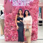 Donal Bisht Instagram - It's ICONic.⚡ Victoria's Secret has launched their Icon collection that celebrates the shape of you! You know what's interesting? It comes with custom-lift technology that changes with your cup size. It's not just a title, it's an identity. Icons aren't just born, they are sculpted by their journey. ✨ #YoureAnIcon #VSLovesIndia @victoriassecretIndia @vspinkindia Victoria's Secrets