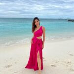 Donal Bisht Instagram - Butterfly in ocean !! . . . . . . . . . . . . . . . . . . . . . . . . . . . @littlepuffsofhappiness @thecraftedcandy @gunusahni . #girl #sea #travel #diva #hot #explore #donalbisht #elegence #instagood #instamood #goodvibes #happy #location #pictureoftheday #best #beautiful #dress #love #pink #instagram #instamood #instalike #blessed #actor #beach #lifestyle #vacay #glam #beautiful #looks #maldives #morning Maldives