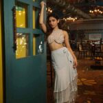 Donal Bisht Instagram - Happy Dussehra .. May you win from the evil & spread positivity around!! 🌸❤️ . . . . . . . . . . . . . . . . . . . . . . @vishwasgonsalves @foramsanghavi18 @stylebyforam @bulani_diya @anishashettyofficial @_thebeautifulsecret_ @farah_mehdi_ @glitz_n_blush . . . . . . . . #girl #wonderland #diva #hot #explore #donalbisht #elegence #instagood #instamood #goodvibes #happy #location #pictureoftheday #best #beautiful #dress #love #pink #instagram #instamood #instalike #blessed #actor #stairs #lifestyle #beauty #glam #beautiful #looks #photoshoot #morning