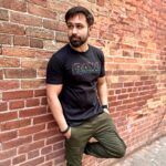 Emraan Hashmi Instagram - Don't expect everyone to understand your journey, especially if they've never had to walk your path