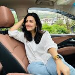 Esha Kansara Instagram - Lonavala Pune highway pe aake photo shoot nahi kiya, aisa kabhi kisi se hua hai? 😝