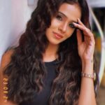 Fenil Umrigar Instagram - fall in love with yourself 🤍