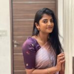Gabriella Charlton Instagram - You may not be there yet, but you’re closer than you were yesterday. 🤍 Thanks to @sdduniqueboutique_97 for the beautiful sarees & blouses ✨