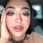 Gayatri Bhardwaj Instagram - Loved my makeup here hence the extreme close up👼🏼 @smashboxindia halo skin tint @narsissist soft matte pot concealer @chanel.beauty loose setting powder @etudeindia brow pencil @makeupbymario soft sculpt skin enhancer (bronzer) @givenchybeauty prisme libre blush @charlottetilbury eyes to mesmerise in sunlit glow & the super nudes palette @diambeauty Eyeliner and lashes @hourglasscosmetics elephant palette for an overall finisher