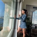 Gayatri Bhardwaj Instagram - Hello sunshine✨ Makeup & hair by my lovelies @makeupbychanch @komal_abhang @timestalent Trident Hotel, Nariman Point, Mumbai