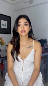 Gayatri Bhardwaj Instagram - Watch ‘Who’s Your Gynac?’ streaming on @amazonminitv where you’ll find your TRF in the coolest gynac ever, Dr. Vidushi!
Go book your appointment with Dr. Vidushi in ‘Who’s Your Gynac?’ on @amazonminitv for free!

#WhosYourGynacOnAmazonMiniTV #StreamingNow #Collab