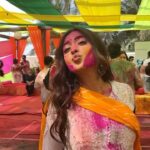 Gayatri Bhardwaj Instagram - Holi 2023💕 Thank you @vineetjain12 for hosting the best Holi parties! ✨ Mumbai, Maharashtra