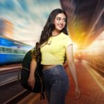 Gayatri Bhardwaj Instagram - Ek aisa safar, jiska mujhe kai dinon se intezaar tha! Mai kahan ja rahi hu, jaan na chahenge?🤓🚂 #ComingSoon #ishq