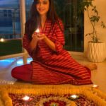 Gayatri Bhardwaj Instagram - Happy Diwali to all my friends, family and loved ones!🪔❤️ Gurugram Delhi India