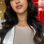Gayatri Bhardwaj Instagram - Went for my monthly hair maintenance to my favourites 💕 Thank you for pampering me @hairmaster_javed @hairmastersouthpoint . Kinda obsessed with longer hair these days🌸 Hair Masters Luxury Salon, South Point Mall, Gurgaon