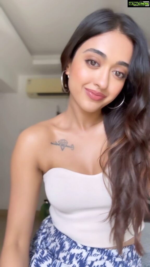 GayatriBhardwaj 48