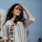 Girija Oak Instagram - इश्क़ का रंग सफ़ेद 🤍