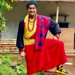Gourab Roy Choudhary Instagram - आपके समोसा में अगर आलू मेरी तरह मिल जाए, तो दोस्ती की मिठास और भी बढ़ जाए! दोस्ती दिवस की जुमेदार मजेदार शुभकामनाएँ!" "If the potato in your samosa was as cool as me, our friendship's sweetness would surely peak! Rollicking, fun-filled wishes for Friendship Day!