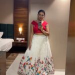 Hari Teja Instagram - The key for being happy is knowing that u hav the power to choose what to accept And what to let go….♥️♥️ #allaboutlastnight #showtime #guntur ♥️ Thank u @adrijabysonicareddy for this beautiful outfit ♥️ jewellery: @sreepassion ♥️