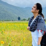 Harika Narayan Instagram - 🌻 . . #isha #coimbatore #fieldtrip #natureatitsbest #loveandlight #happysoul Isha Foundation, Coimbatore