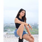 Helly Shah Instagram - Day dreaming 💭 📸- @aashkapatelphotographyy 💄👩🏼‍🦱- @umabellabeauty & @makeupartist_nafs
