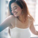 Helly Shah Instagram - What are you proud of today ?? ❤️✨