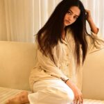 Helly Shah Instagram - Silent echoes of the heart ❤️ 📸 @aashkapatelphotographyy
