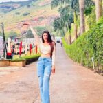 Hiba Nawab Instagram - @dellaadventureandresorts @jimmy_mistry #DellaAdventure #DellaResorts #DellaAdventureAndResorts #JimmyMistry