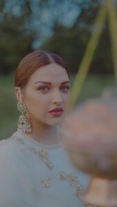 Himanshi Khurana Instagram - Teri Hoyi Na Hundi 💔💔

@mandy.takhar 
@its_ninja 
@sagamusic 
@sumeetsinghm

ZZB #ZindagiZindabaad #like  #ninja #mandy #trending #trendingsong #Trendingmusic #trendingreels #reelsinstagram #viral #music #vibes #punjabi #reelkarofeelkaro #reelitfeelit