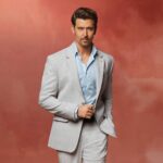 Hrithik Roshan Instagram - Feel truly special on your milestone occasions with @arrow_1851's new collection! Here are some of my favourite pieces from Arrow's latest collection. #DeservesAnArrow #Arrow