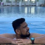 Hussain Dalal Instagram - Happy birthday Abbas bhai ! @abbasdalal my bestest friend. My closest ally. Brother. Guide. Father. The greatest and coolest and most unstable man I’ve ever met! Happy birthday. May you live a thousand years and beyond that. I love you more than Instagram can handle. In your honour today we have launched the #mumbaimerijaan teaser. Hahaha I love you again.. and again.. and again.. happy birthday ♥️♥️♥️