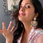 Ishita Dutta Instagram - Say na what jhumka…. @hipiofficialapp