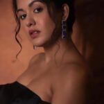 Ishita Dutta Instagram - ❤️❤️❤️ Styled by: @styleitupbyaashna Outfit: @purvisethiacouture Makeup: @meenalvidhani Hair: @makeupdiarybyrk Shot by: @arindamsikdar