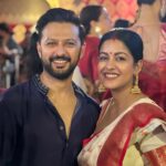 Ishita Dutta Instagram - Sidoor Khela, a celebration of womanhood and unity, on this auspicious day of Vijaya Dashami seeking Durga Maa’s blessings and guidance. 🙏 #SidoorKhela #VijayaDashami North Bombay Durga Puja