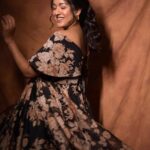 Ishita Dutta Instagram - ❤️❤️❤️ Styled by: @styleitupbyaashna Outfit: @purvisethiacouture Makeup: @meenalvidhani Hair: @makeupdiarybyrk Shot by: @arindamsikdar