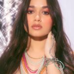 Jannat Zubair Rahmani Instagram – In 2022, Rahmani featured in ‘Forbes 30 Under 30’ list and called it one of her biggest teen achievements. The same year, she also participated in one of the most anticipated reality TV shows “Fear Factor: Khatron Ke Khiladi 12” and ended up at the 4th position. Zubair who earlier only used to feature in songs is now engaging all with her singing. Her new Arabic song ‘Kayfa Haluka’ recently made it to the music charts and is being loved for its catchy beats and for her sizzling looks. 

In this candid chat with FACE, the actress-turned-influencer talks about the role of social media in her career, reuniting with Shraddha Kapoor, setting fashion goals, an important life lesson, and much more…

Produced By: @facemag.in 
Publisher: @harshithundet 
Creative Director: @farrahkader 
Photography: @thebhupeshkalal 
Production: @rayyroomfilms 
Stylist: @juhi.ali 
Makeup & Hair Artist: @rishinaacharya 
Shoot Coordinator: @masaladosa_ 
Asst. Creative Dir: @haaute 
Interview by: @tanishka.juneja 
Asst. MUAH: @abranashaikh 
Artist Publicity: @straighttalkcomm 

On Jannat-
Blue Tech Bustier and Orange Taeko Skirt:
Outfit: @virsheteofficial 
Bag: @lavieworld 
Accessories: @rubans.in 
Heels: @rossobrunelloofficial 

Pink Co-ord set paired with Yellow Bralette:
Outfit: @ranbirmukherjeeofficial 
Bag: @lavieworld 
Accessories: @rubans.in 
Heels: @rossobrunelloofficial 

#FaceMagazine #JannatZubair #FaceoftheMonth #Interview #Exclusive #PhotoShoot #DigitalMagazine #Explore Mumbai, Maharashtra