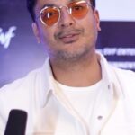 Jisshu Sengupta Instagram - “এইটা Expect করিনি ! Srijit is ahead of time. “ দেখে নিন #DawshomAwbotaar এর Trailer নিয়ে কী বলছেন @senguptajisshu #DawshomAwbotaar trailer out now 🔗: Link in Bio | Film directed by @srijitmukherji, in cinemas 19th October. @prosenstar @anirbanbhattacharyaofficial @senguptajisshu @jaya.ahsan @aroyfloyd @indraadeep @rupamislam @arijitsingh @shreyaghoshal @adeepsinghmanki #AninditRoy @haldar.soumik.isc @officialjiostudios #DurgaPuja2023 #PujoWithSVF #SVF