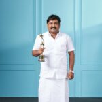 Kaali Venkat Instagram - @kaaliactor , the Best Supporting Actor (Tamil) at SIIMA 2023, displaying his trophy with pride and joy. #NEXASIIMA #DanubeProperties #A23Rummy #HonerSignatis #Flipkart #ParleHideAndSeek #LotMobiles #SouthIndiaShoppingMall #TruckersUAE #SIIMA2023 #A23SIIMAWeekend #SouthIndianAwards #Docile #SIIMAinDubai Danube Properties Presents A23 SIIMAWEEKEND in Dubai.
