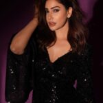 Kangna Sharma Instagram - Shoping Rules : If it’s not Black 👀 Put it back 😉 Photography by - @faizialiphotography MUA - @makeup_asfaque Designer- @meeamifashion Styling by - @lakhanisana #style #blackpink #fashion #instalike