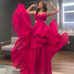 Kangna Sharma Instagram - Leave a Little sparkle wherever you go ❤️ Beautiful designer collection by - @kamli_fashion Management by - @rhitikgandhi__