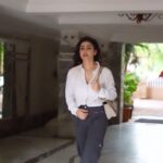 Kangna Sharma Instagram - Song ❤️ #feel #mood #instamood #repeatmode