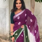 Kanmani Manoharan Instagram - #kanmanimanoharan✨ Wearing @lotus__collections hand block cotton linen saree. Soft and light weight. Best cool comfortable work wear. Do check @lotus__collections for more colours.