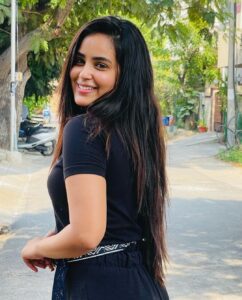 Kanmani Manoharan Instagram - #kanmanimanoharan✨ 

All we need is love ❣️