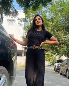 Kanmani Manoharan Instagram - #kanmanimanoharan✨ 

All we need is love ❣️