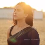 Kanmani Manoharan Instagram - #kanmanimanoharan✨ The waves of the sea 🌊help me to get back to me ❣️ _jill Davis Beautiful shots @dhanush__photography #kanmanimanoharan✨ #teleivision #actrss #model #zeetamil #zee