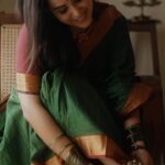 Kanmani Manoharan Instagram - #kanmanimanoharan✨ Beautiful shots @karthikha_photography Makeover @luxxmakeover Styling @styl_by_prathi #kanmanimanoharan✨ #actrsses #model #television #zee #shoot #saree #song #vibes