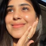 Kanmani Manoharan Instagram - Being in the cine industry and having no time to go to the parlour often, I always make sure to take my Skin Care Routine very seriously!✨ The Oily Skin Combo by Samudhrika Lakshana is doing wonders to my skin!🥳 I follow this incredible routine and I get amazing results within just 15 to 20 days! 💯 Remember, consistency is key! Do check out their website and buy these amazing products 🫶🏻. You can also check out their insta page @samudhrikalakshana #SamudhrikaLakshana #oilyskin #combo #results #skincareproducts #glowing #smooth #skin #skincare