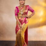 Kanmani Manoharan Instagram - #kanmanimanoharan✨ Makeover @priya_dharshini_makeupartist Jewellery @new_ideas_fashions Costume @asiyans Shot @ganesh_toasty