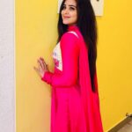 Kanmani Manoharan Instagram - #kanmanimanoharan✨ Beautiful outfit @tag_a_clothing_brand #vacation #varanasi #north #trip #friends #fun #love #peace