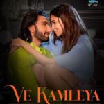 Karan Johar Instagram - Some songs are more special than others for reasons only your heart can tell…. I remember the moment and day Pritamda presented this beautiful melody to me…. I knew in that instant that this would be my favourite song in the album…. @ipritamofficial and as always @amitabhbhattacharyaofficial swept us away with his words …. Can’t wait to share the song with you tomorrow ….. @saregama_official …. #vekamleya will be yours tomorrow …