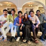 Karanvir Bohra Instagram - Television and doing a daily soap is never easy! Shooting in Umergaon and being away from friends, family and our homes but truly @swastikproductions gives you a home away from home. The unity between all the actors, the positivity on the sets, the zeal for all of us to look forward to shooting the next scene is all thanks to the production house that created such an atmosphere. @rahultewary, @sktorigins and @g3gill you guys have been fabulous to work with, listening to all of us whenever we had any creative queries and concerns. Thank you for giving us Hum! . . . @sonytvofficial #HumRaheNaRaheHum #Surili #Blessed #TinaDatta