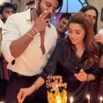 Karanvir Bohra Instagram - It’s my birthday…. With the entire unit of #humrahenarahehum