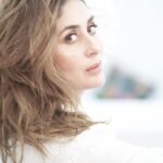 Kareena Kapoor Instagram - If post वरण भात look was a thing… this would be it 😋😬 Shot by: @avigowariker