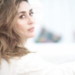 Kareena Kapoor Instagram - If post वरण भात look was a thing… this would be it 😋😬 Shot by: @avigowariker